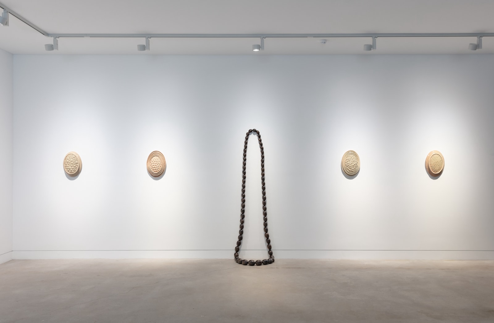 Angela Valamanesh, Flesh 3, 2024