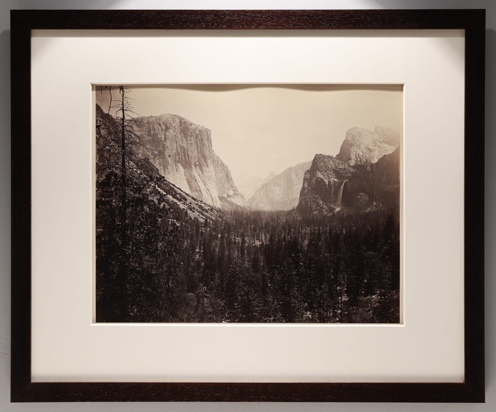 Carleton Watkins, Up Yosemite Valley from Mariposa Trail, Yosemite, 1865-66