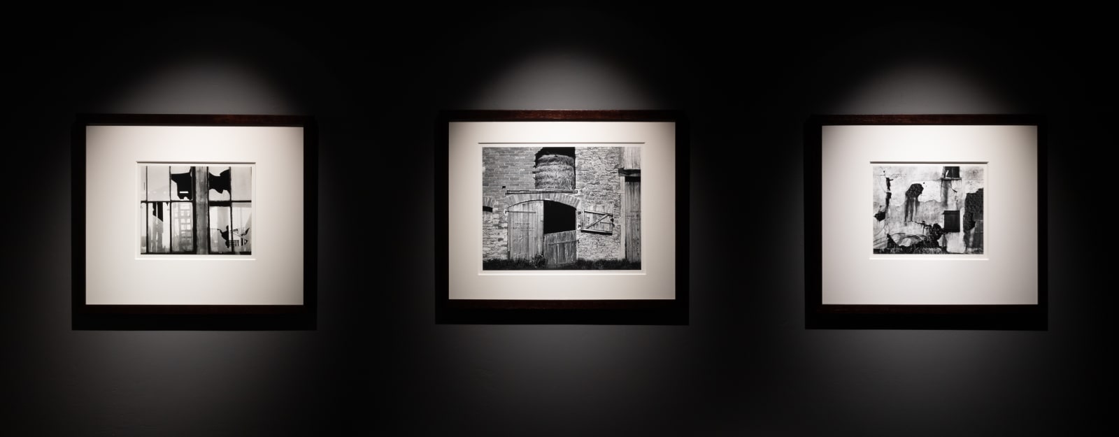 Robert K. Byers, Barn, Chateauneuf, Burgandy, France, 1988