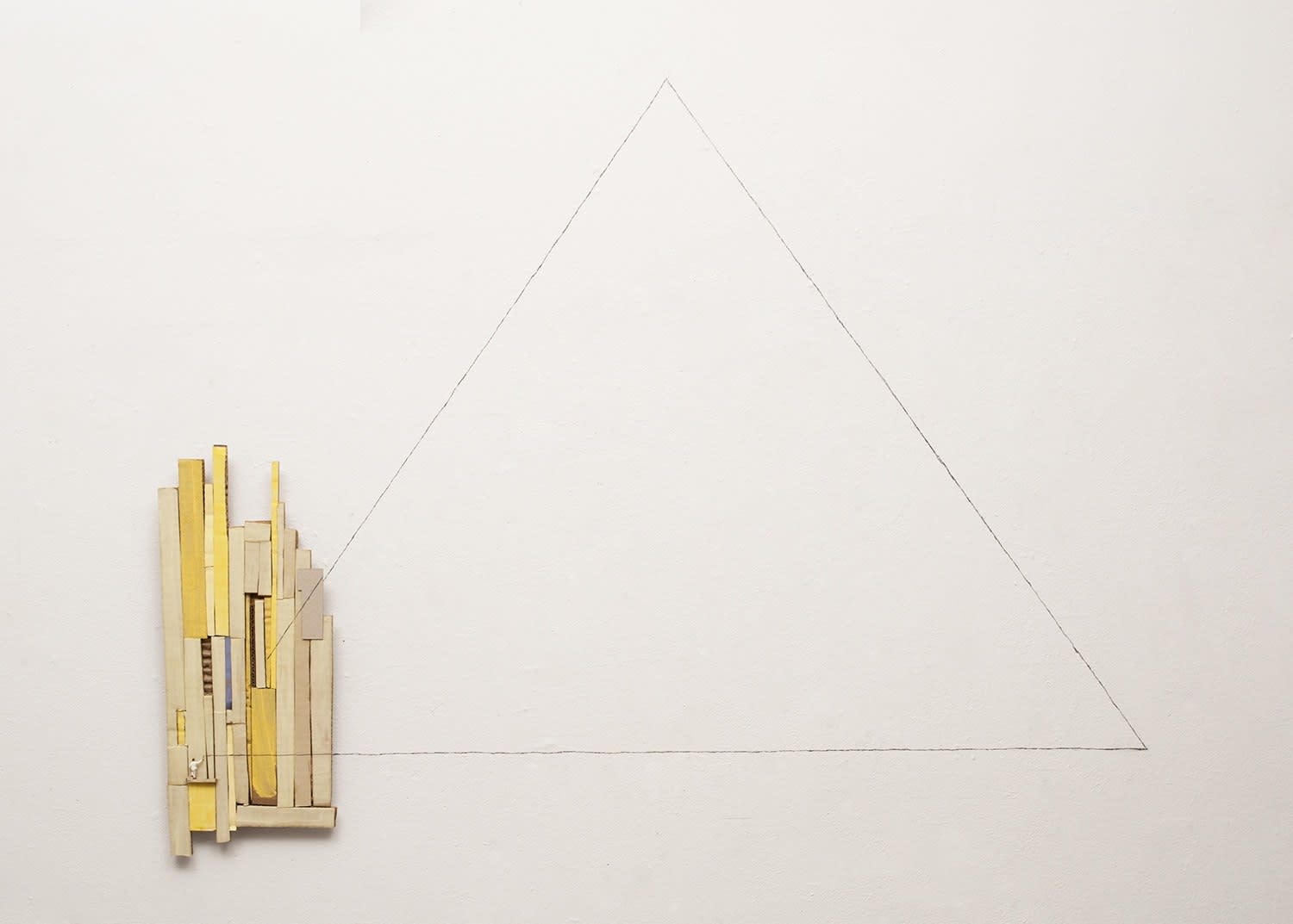 Liliana Porter, Triangle, 2017