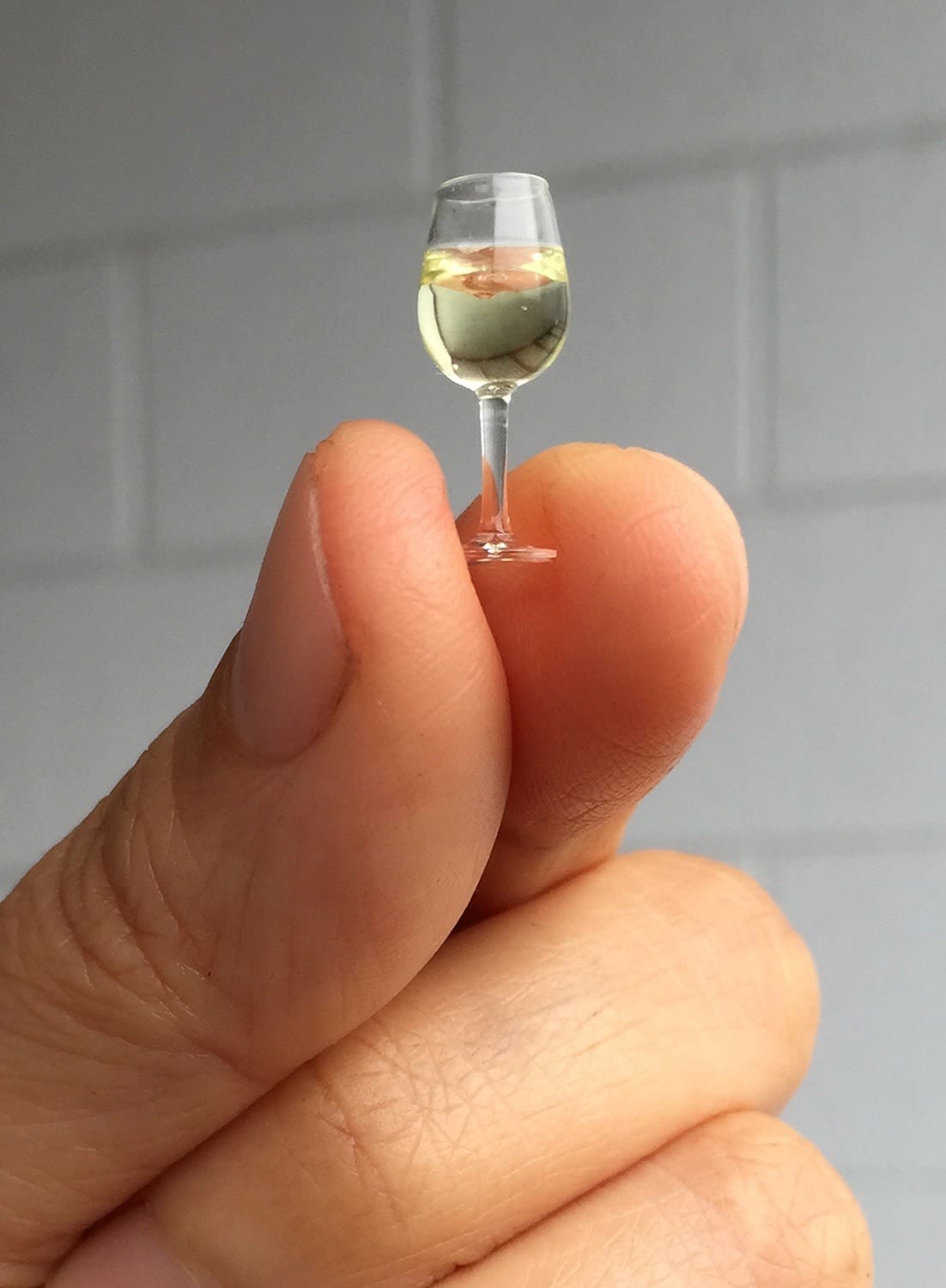 Amanda Ross-Ho, Untitled Opening (NOIR AND BLANCO), 2015