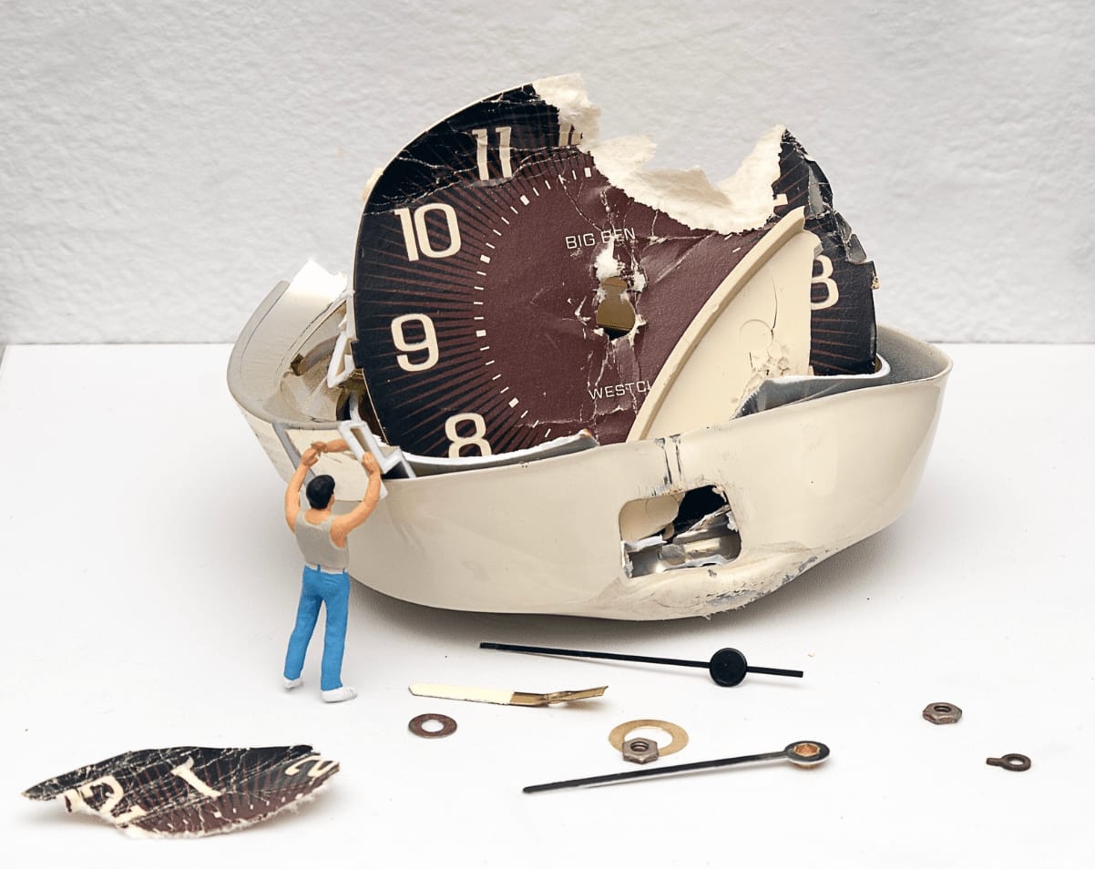 Liliana Porter, To Fix It (Man with White Shoes), 2024