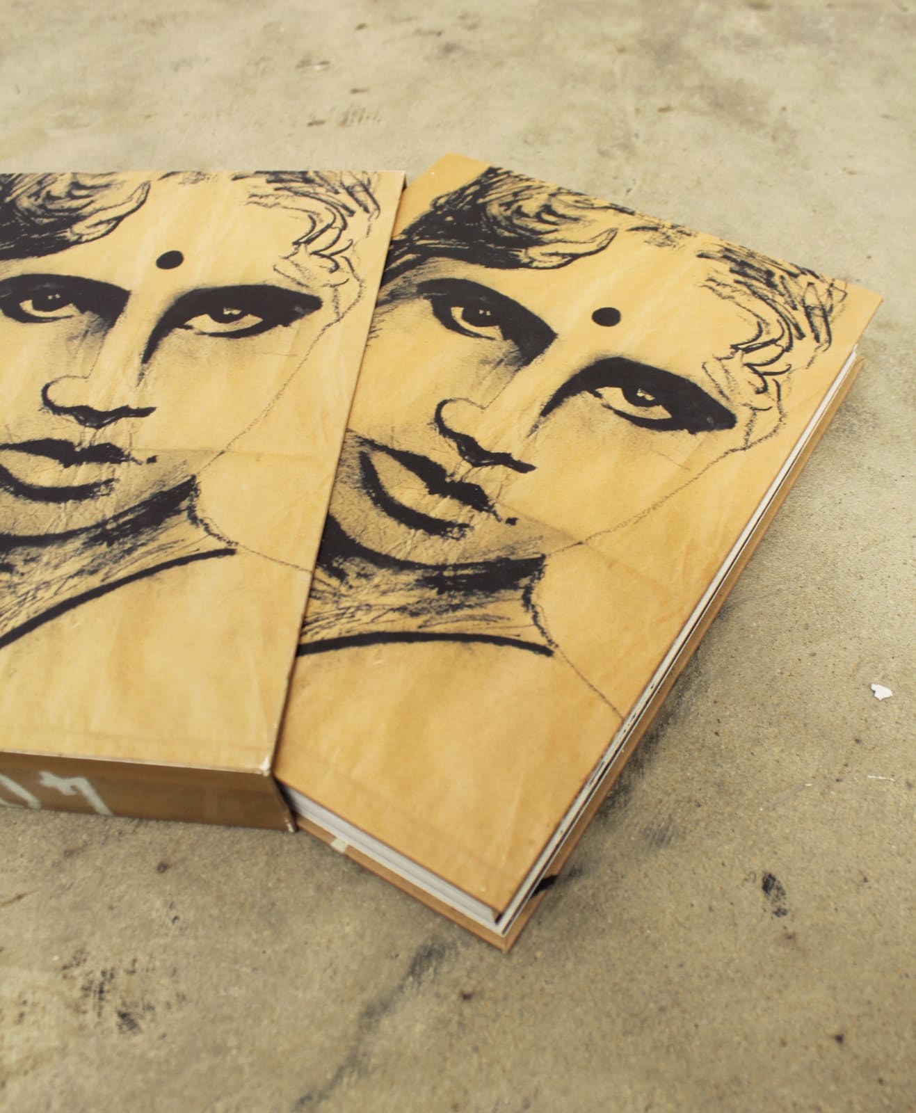 Shop, The Book of Faces, 2006