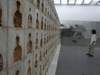 Chandraguptha Thenuwara, The Wall, 2011