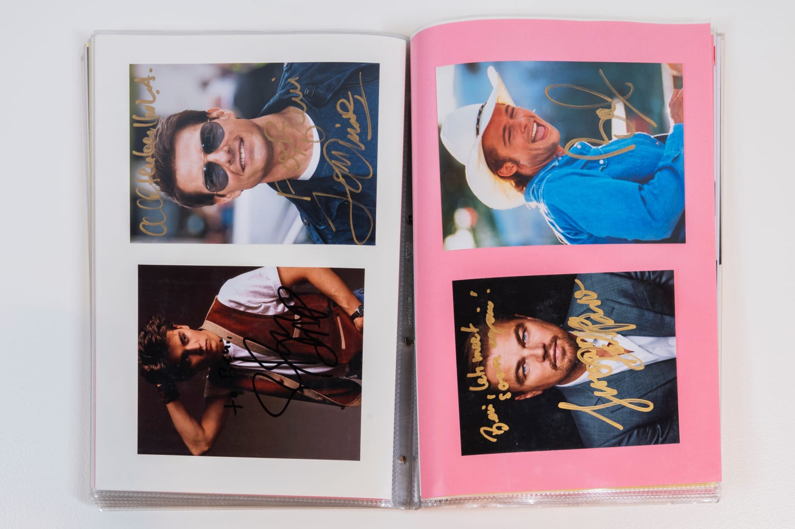 Beni Bischof, Signature fan book, 2023