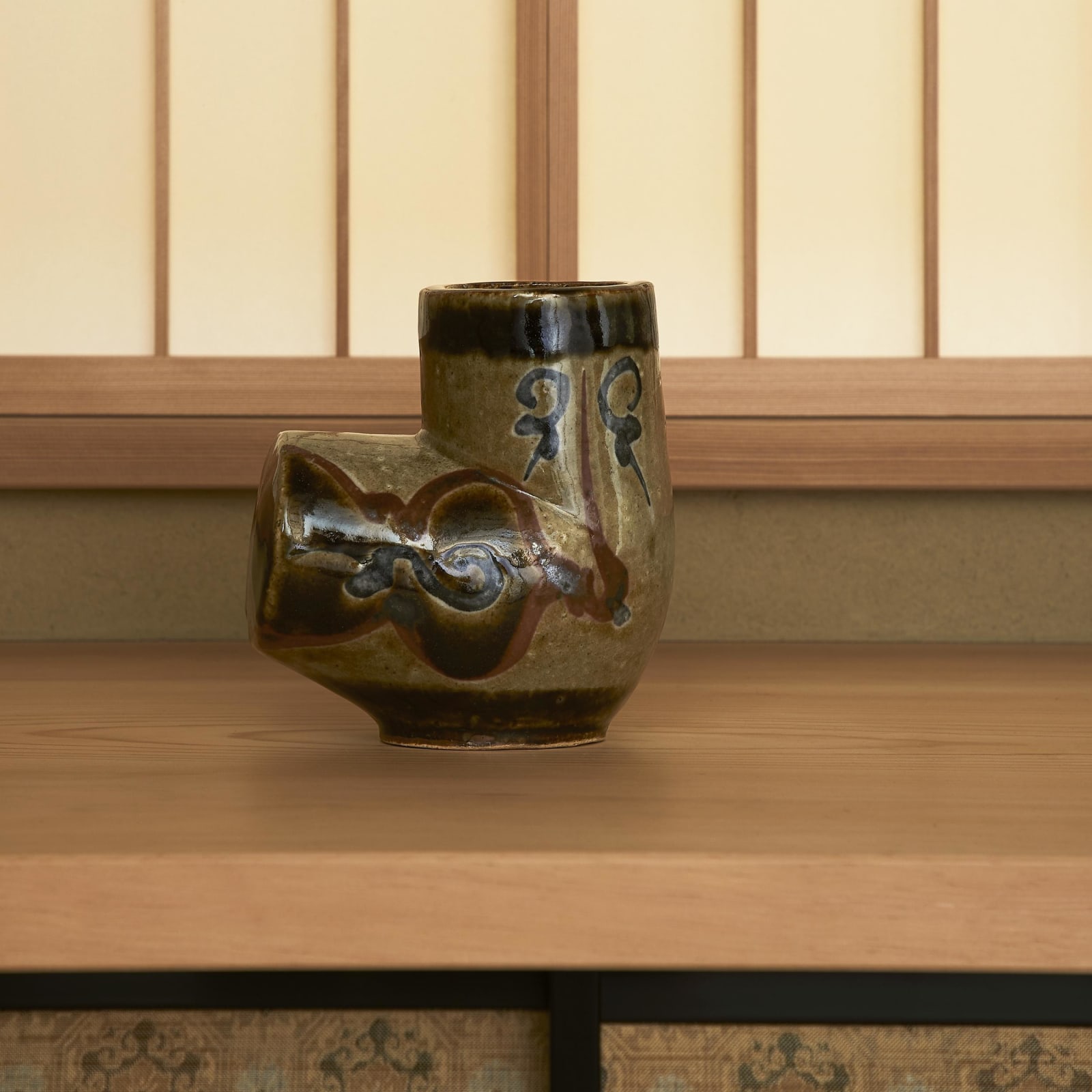Kawai Kanjirō (1890−1966) , Jar with Yellow, Cobalt Blue, and Copper Red Glazes