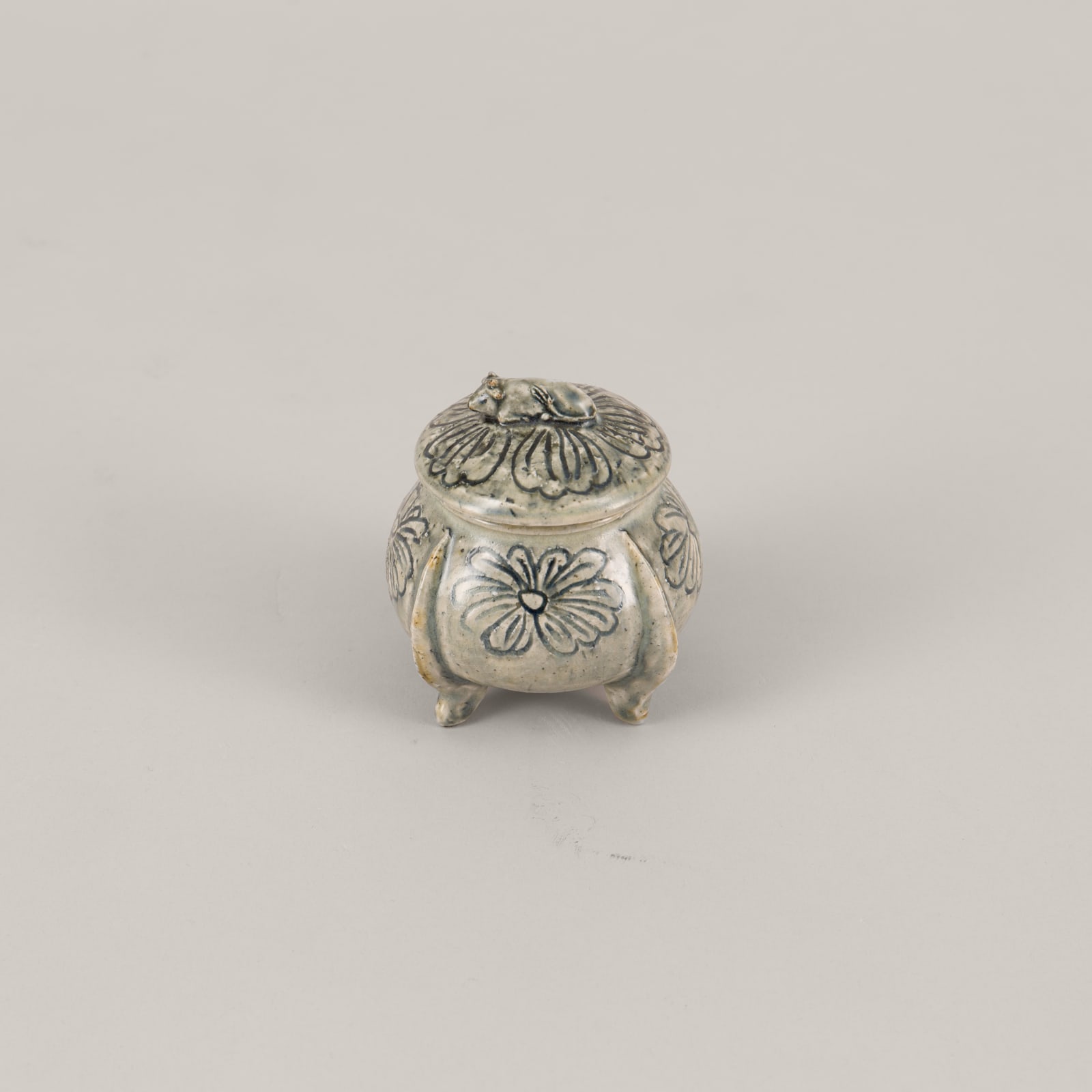 Shinobi Tsubo: Ox｜灰釉しのび壺 丑, 2024