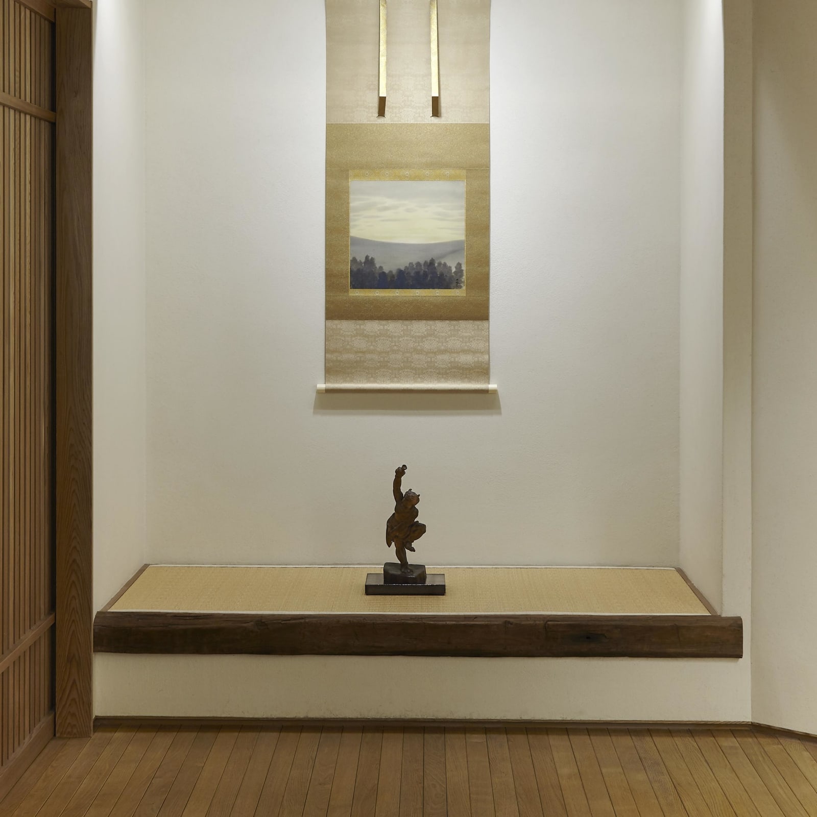 Hirakushi Denchū (1872–1979) , Triumph