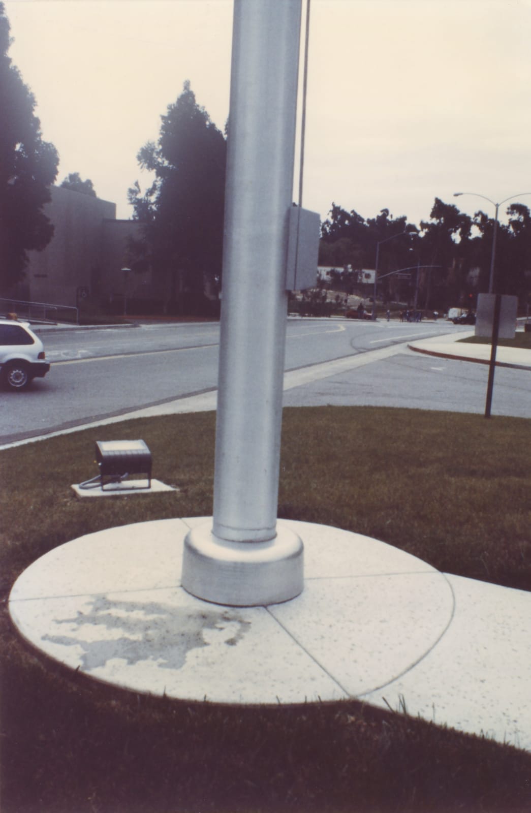 Shi Jin-Hua, Flag Pole, 1996