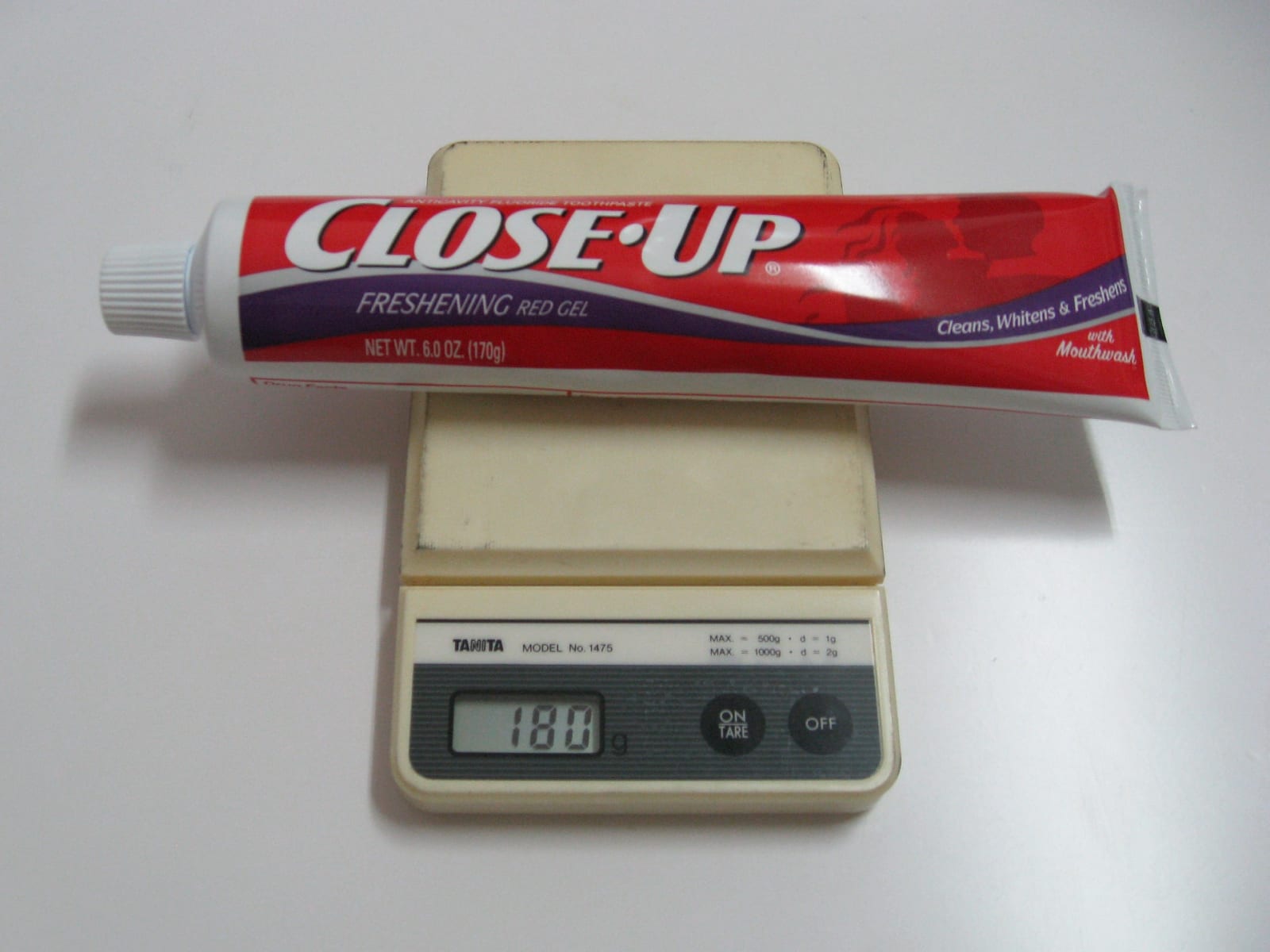 Shi Jin-Hua, Close - Up Toothpaste Project, 2009-2010