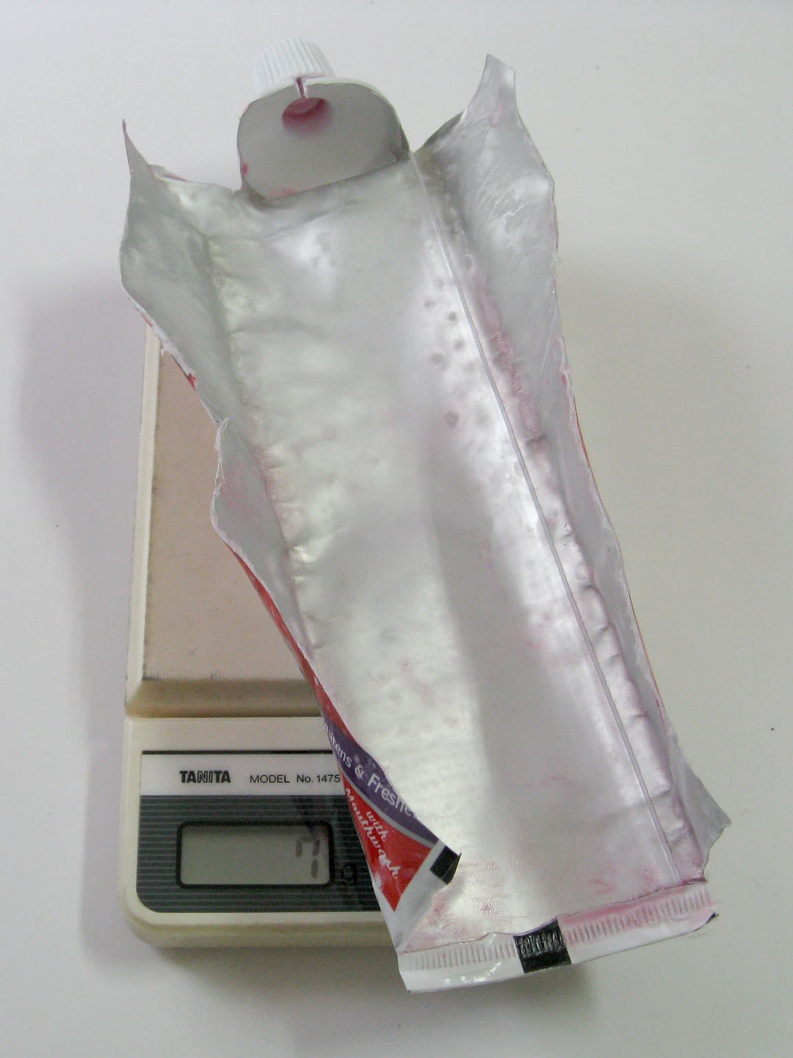 Shi Jin-Hua, Close - Up Toothpaste Project, 2009-2010