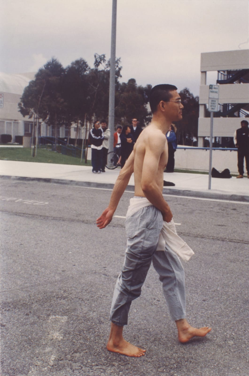 Shi Jin-Hua, Flag Pole, 1996