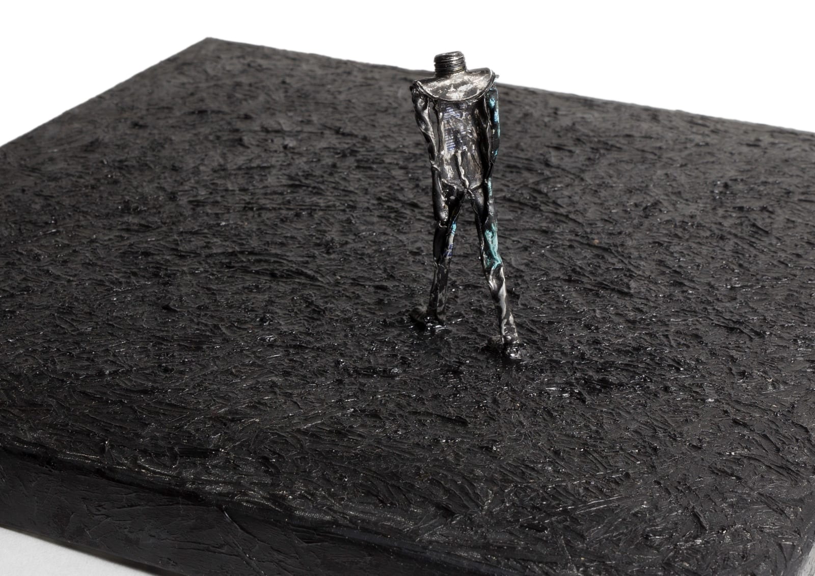 Shi Jin-Hua, A Walking Man, Tribute to Alberto Giacometti - 1, 2016-2017
