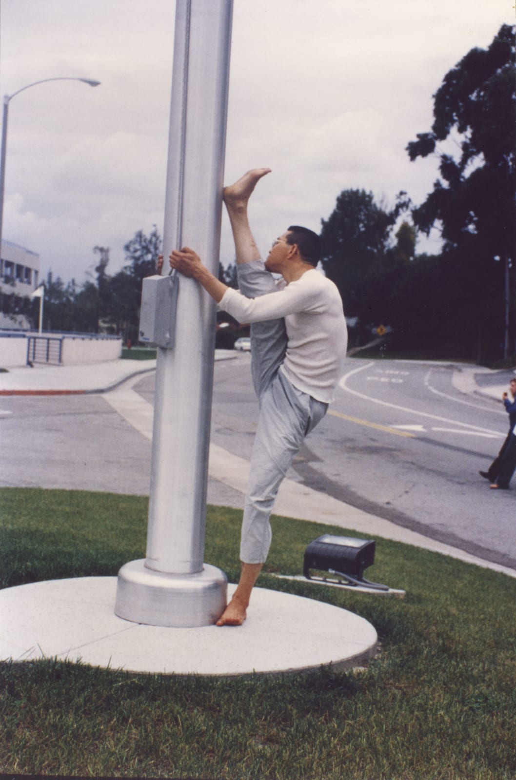 Shi Jin-Hua, Flag Pole, 1996