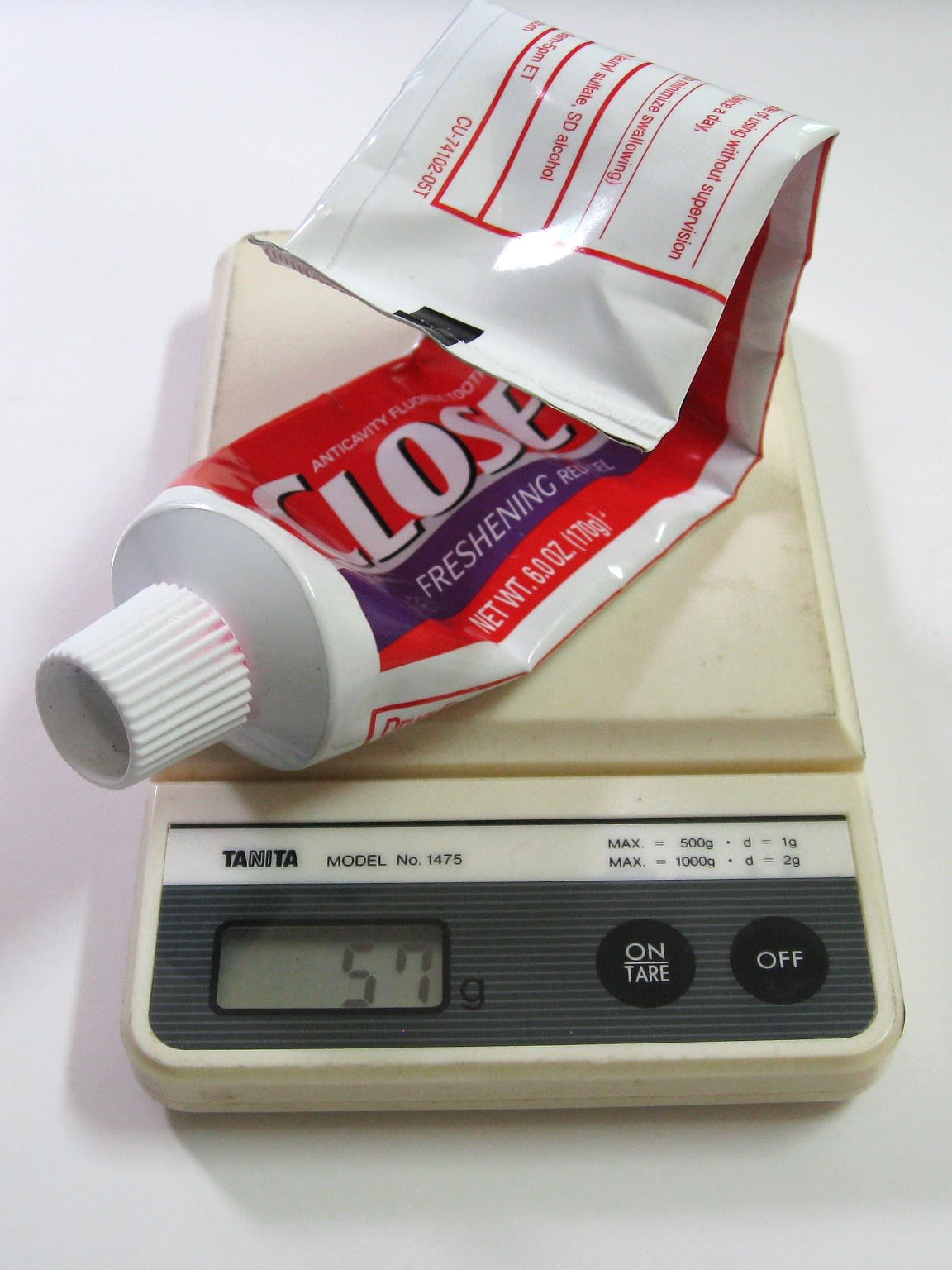 Shi Jin-Hua, Close - Up Toothpaste Project, 2009-2010