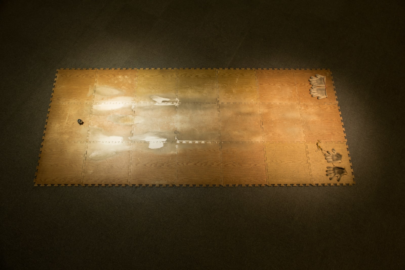 Shi Jin-Hua, Body Inscription, 2001-