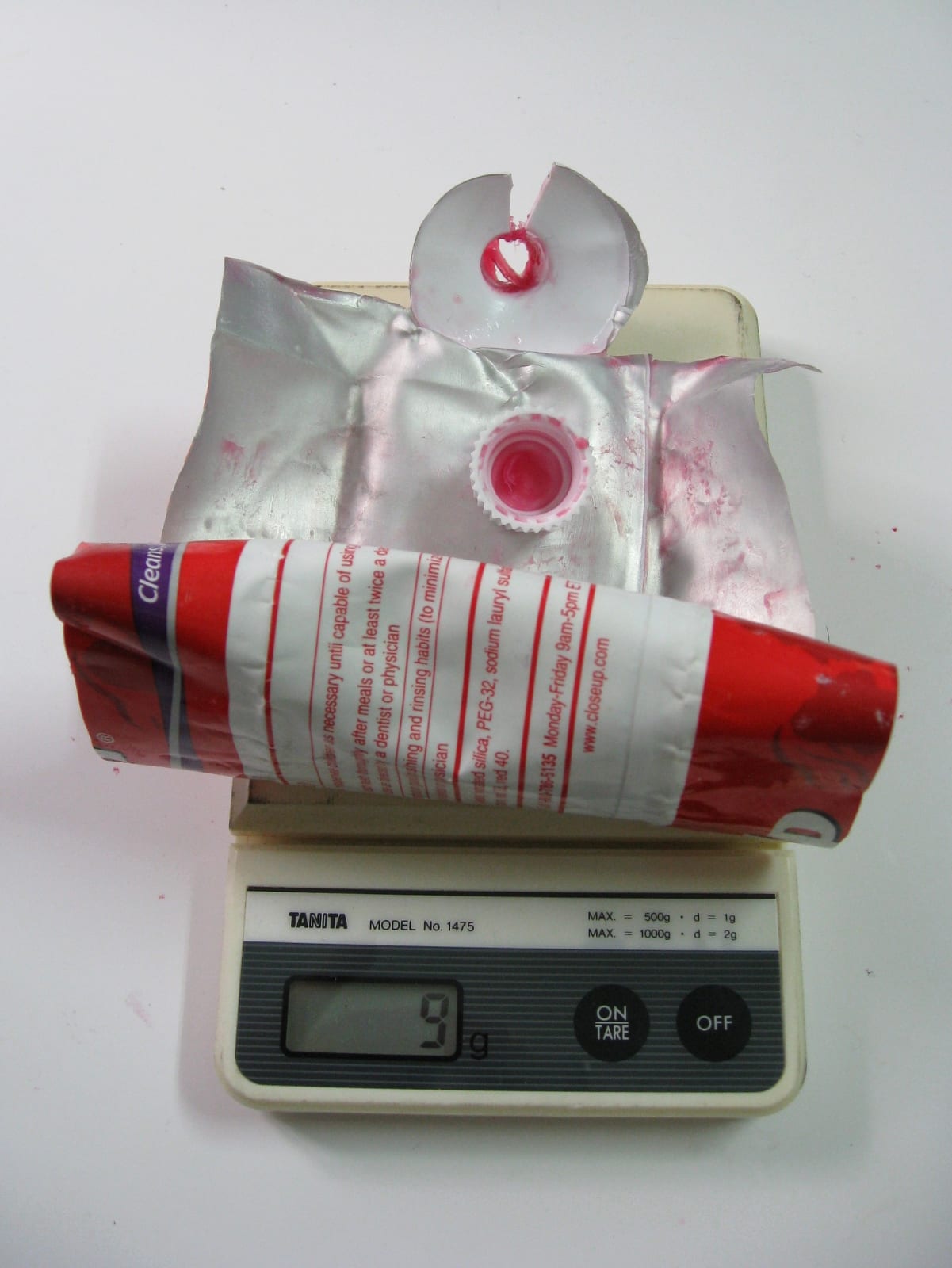 Shi Jin-Hua, Close - Up Toothpaste Project, 2009-2010