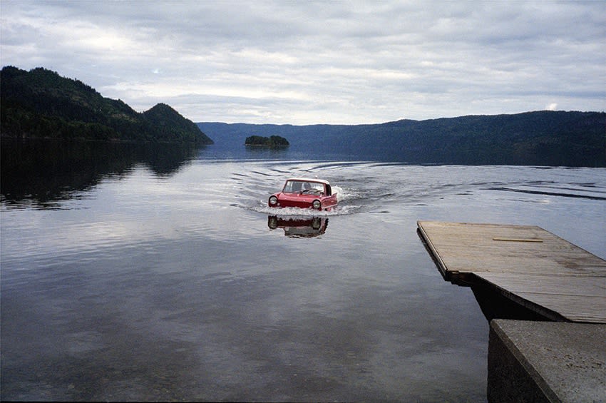 Carl´s cars, Kim Hiortøy: German Amphicar cruising in the Norwegian inlake of Tyrifjorden.