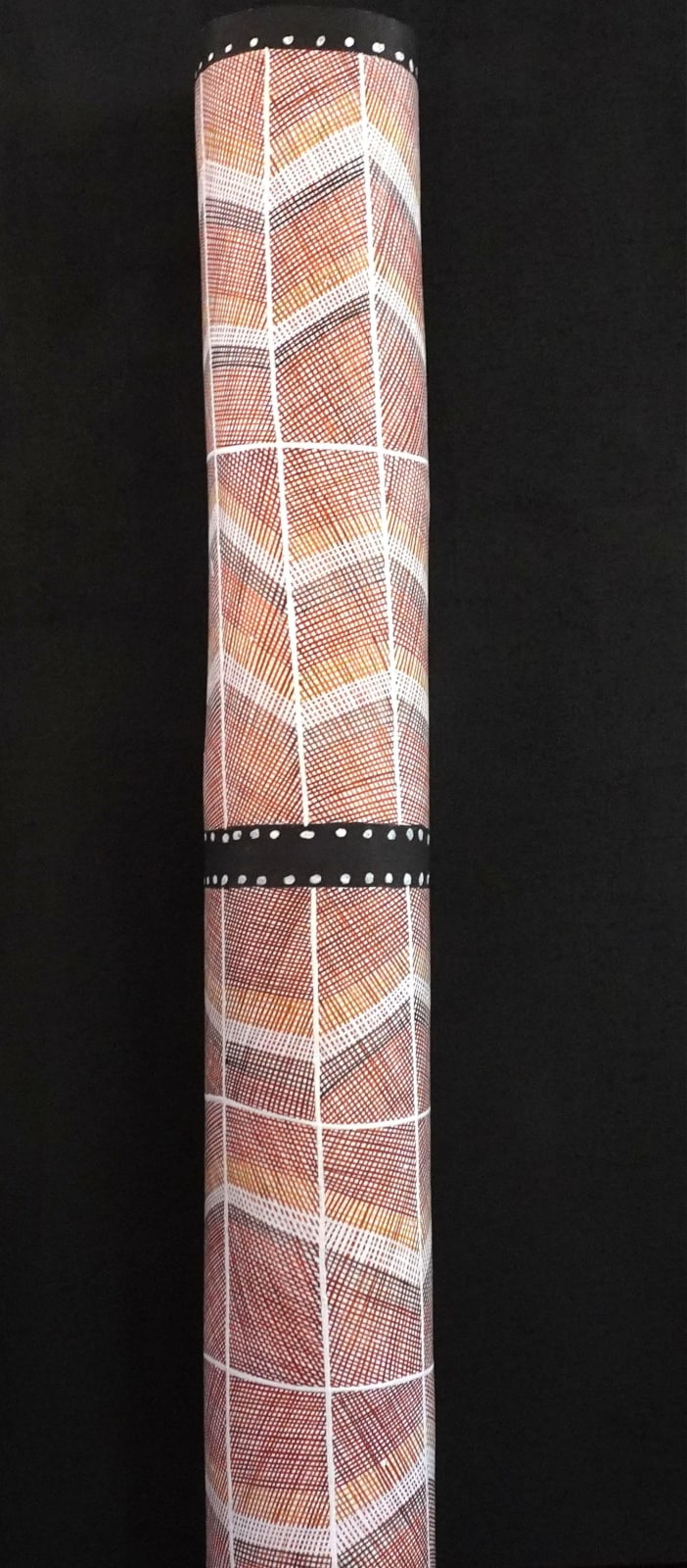 Ivan Namirrkki, Lorrkon (Hollow Log), 2024