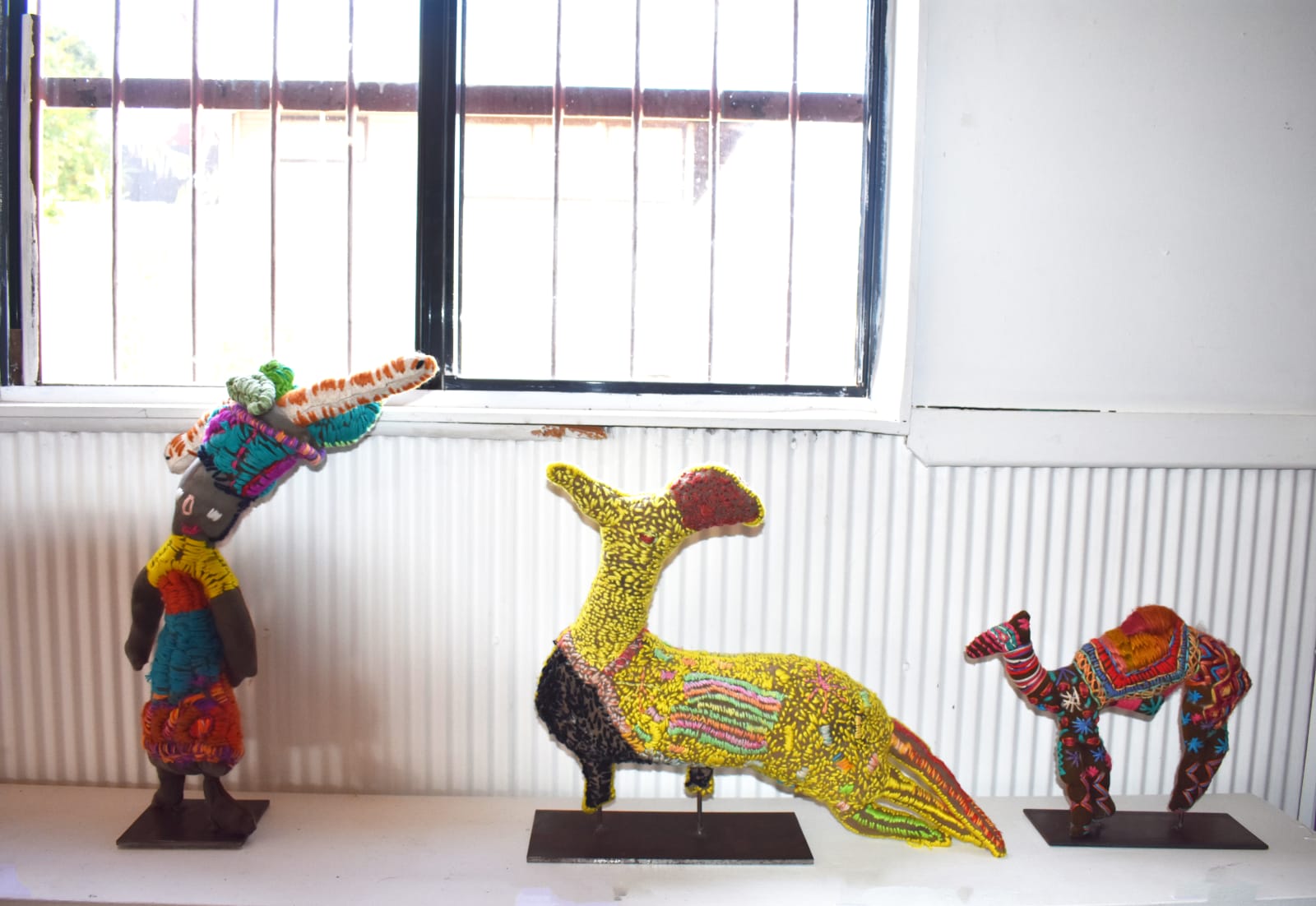 Beth Ebatarinja, Yellow Bird