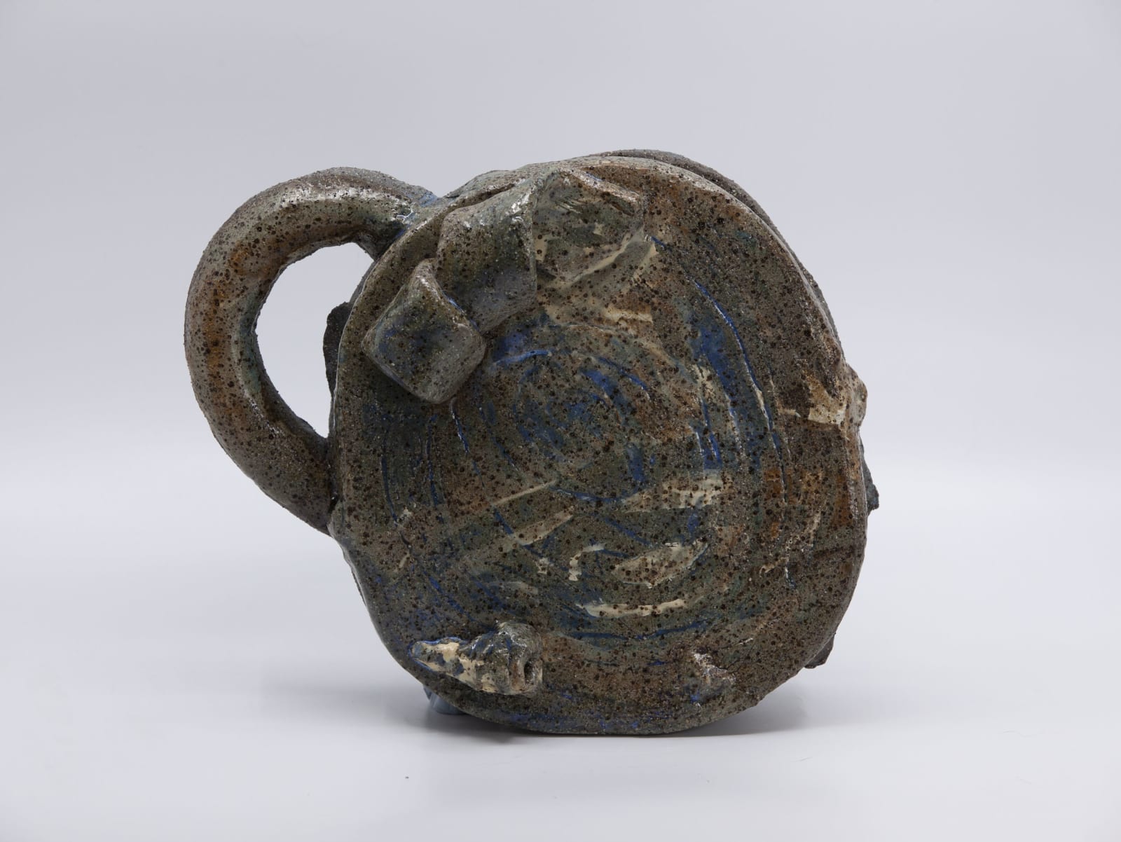 Anna John, Wall vase (conch, aunties bathroom), 2020