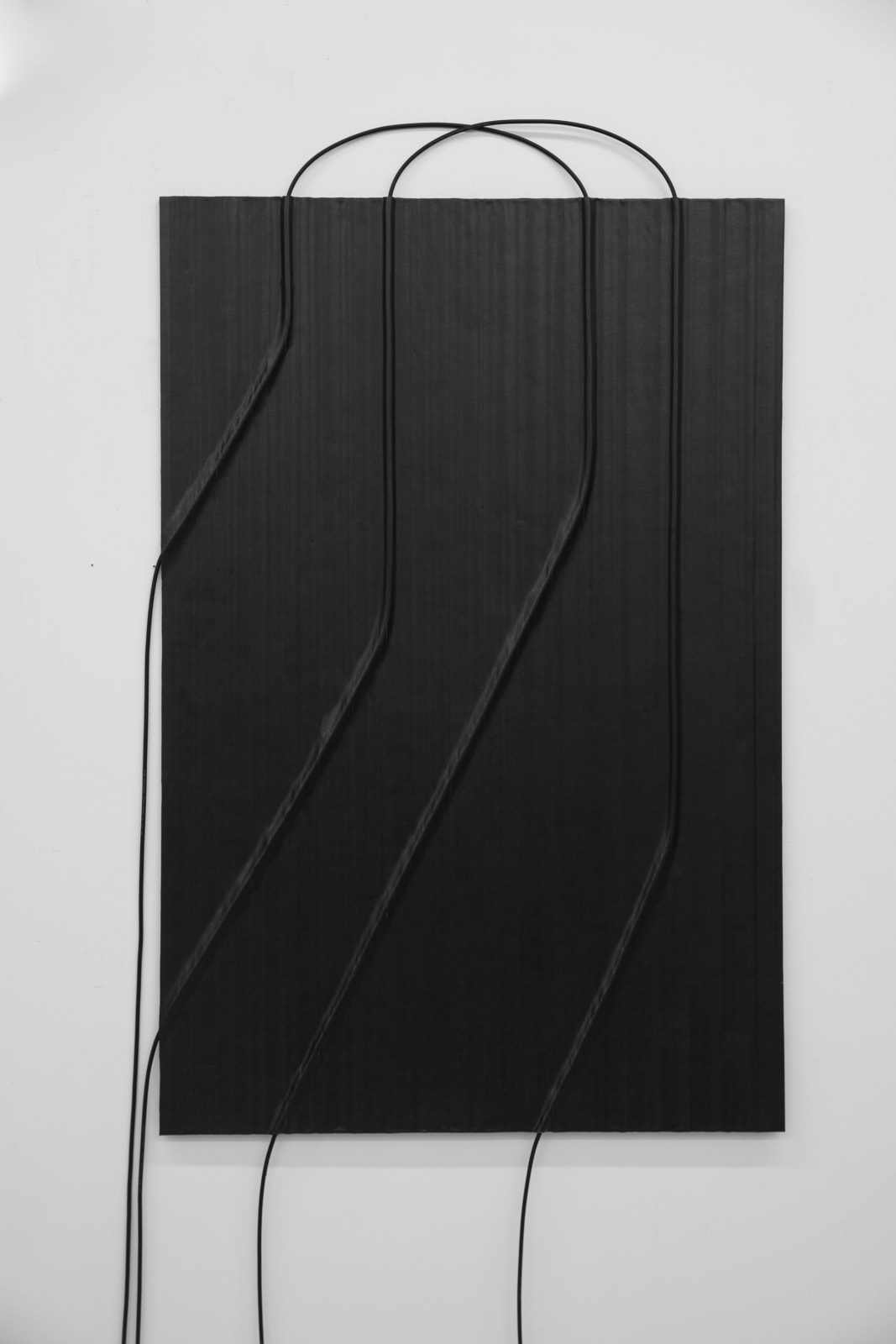Naama Tsabar, Suspension (Paths #1), 2023