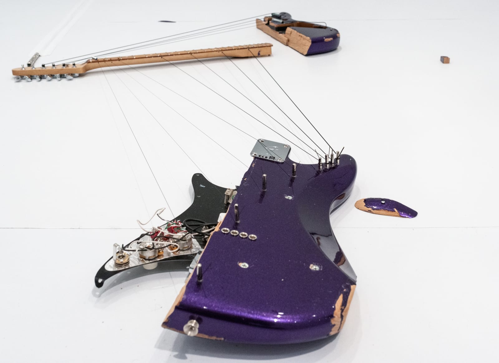 Naama Tsabar, Melody of Certain Damage #15, 2022
