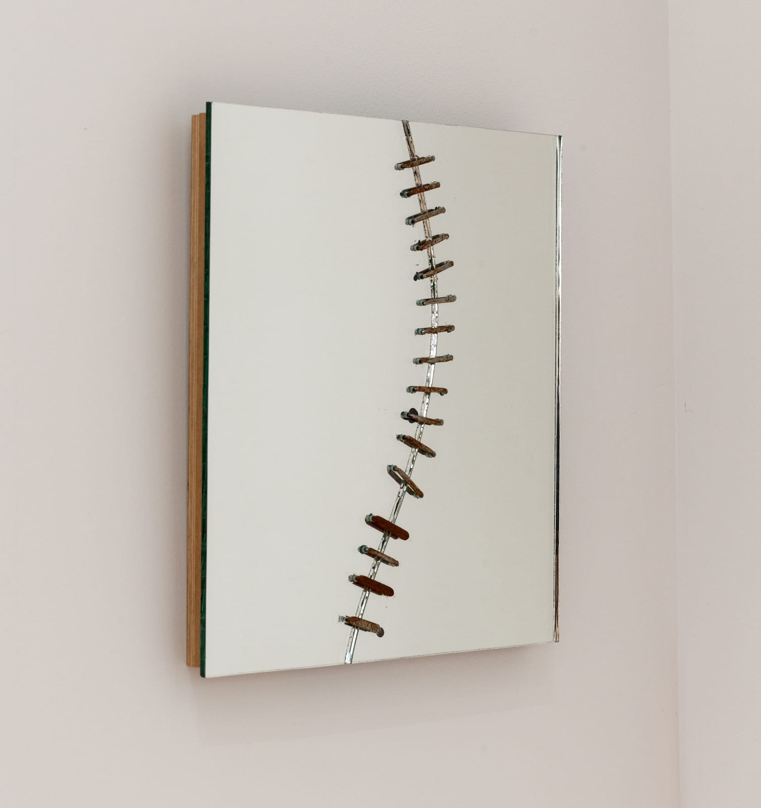 Kader Attia, Untitled (Repaired Broken Mirror) | 无题(修复破碎的镜子), 2023