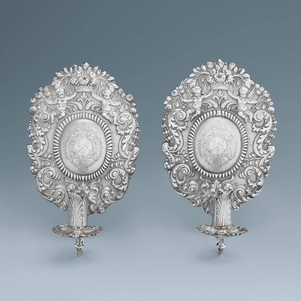 John Barnard, A Pair of William III Antique English Silver Wall Lights, 1700
