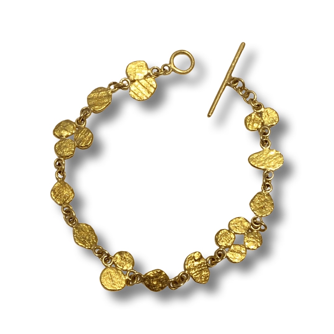 Petra Class, Lava Bracelet