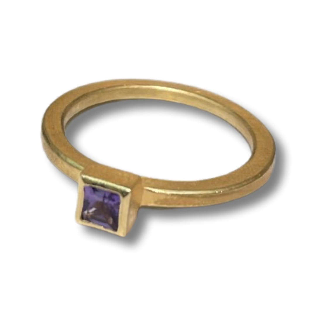 Barbara Heinrich, Square Blue Sapphire Ring
