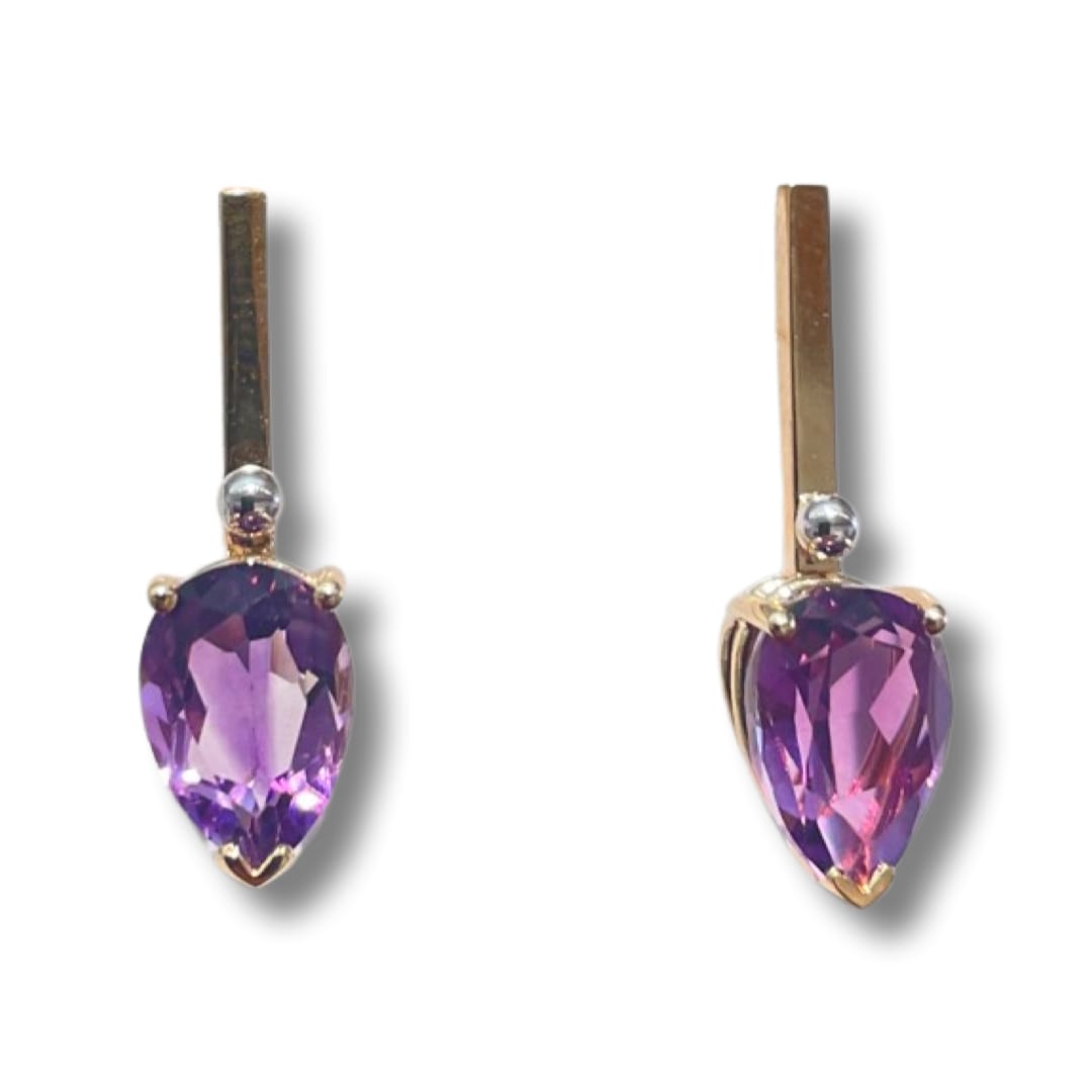 Lauren Chisholm, Earrings with pear shape Amethyst