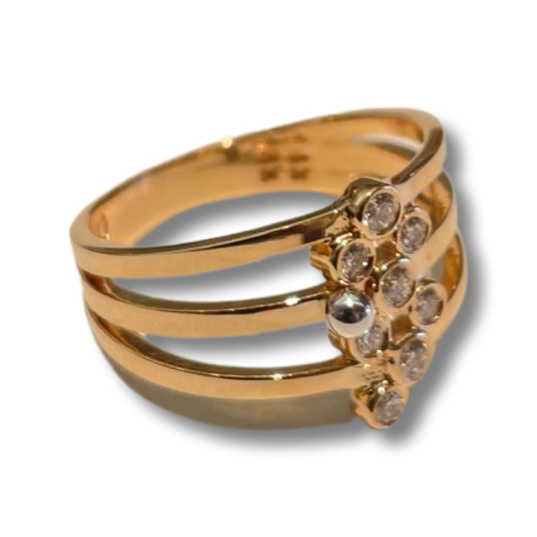 Lauren Chisholm, Ring with Diamonds