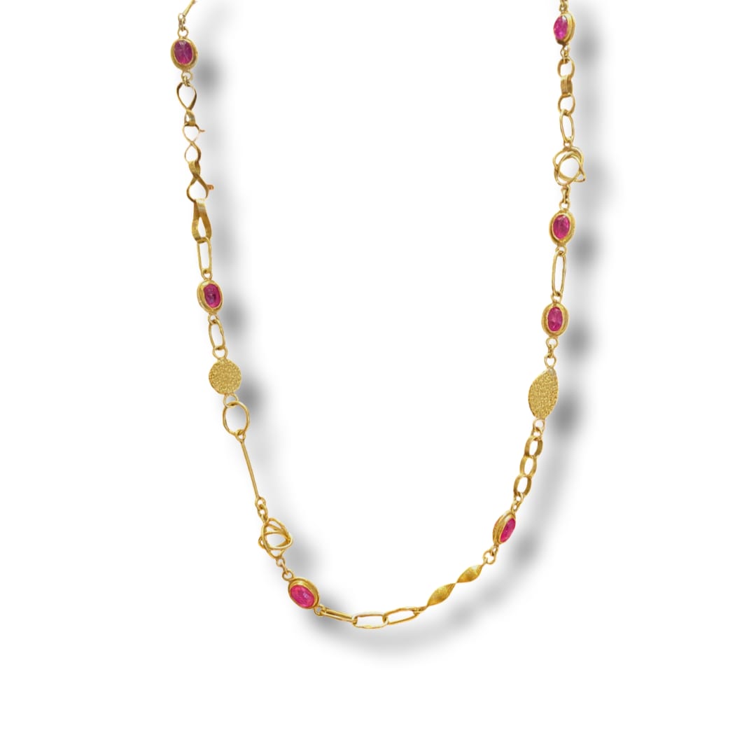 Petra Class, Dark Pink Sapphires Necklace