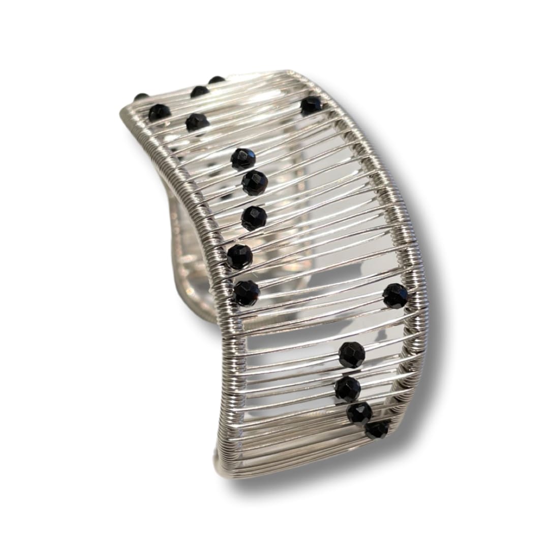 Tana Acton, Cuff Wave with spinel