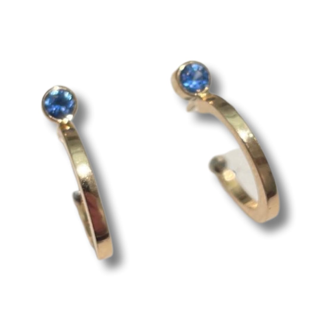 Lauren Chisholm, Earrings with sapphires hoops
