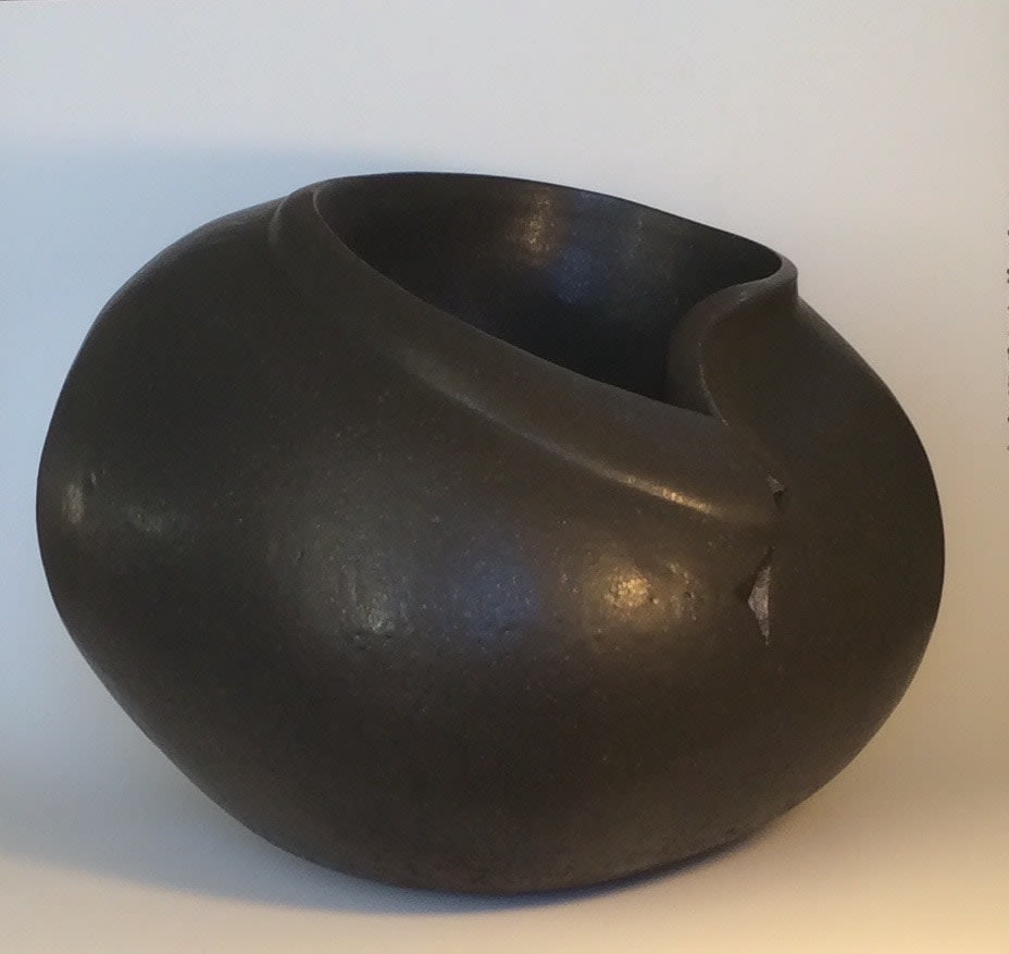 Goedele Vanhille, Big Round Black-Satin Bowl, 2021 AD