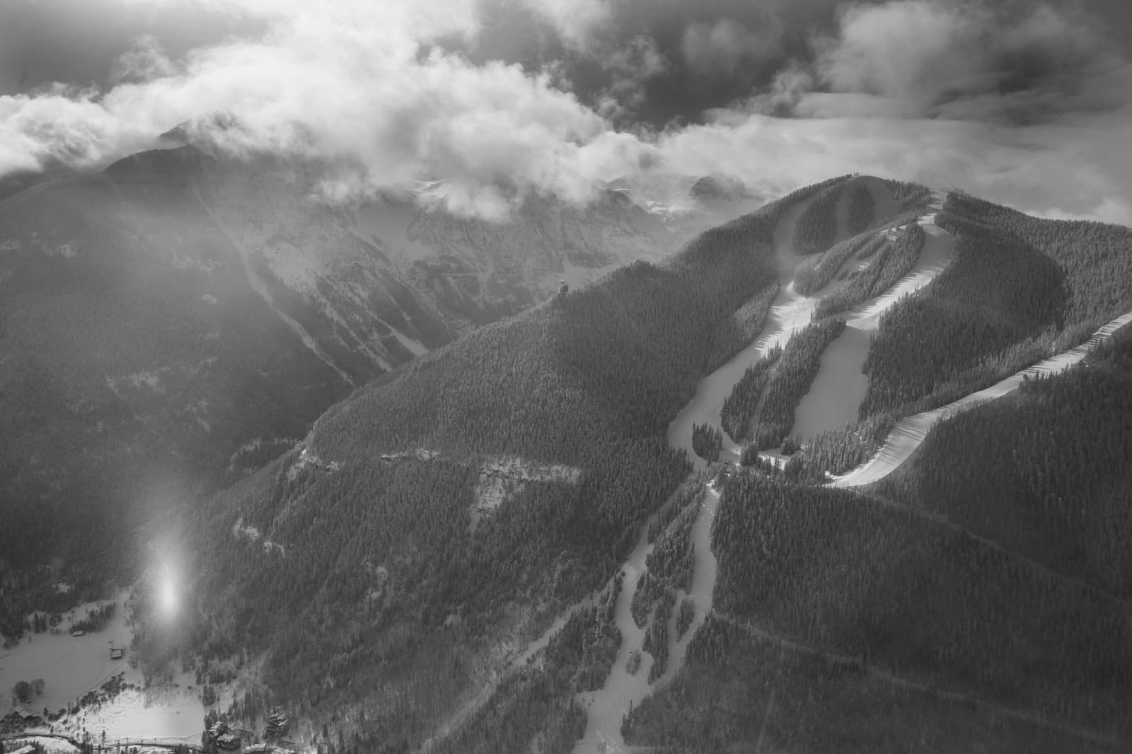 Brett Schreckengost, Lift 9 Sundog, 2020