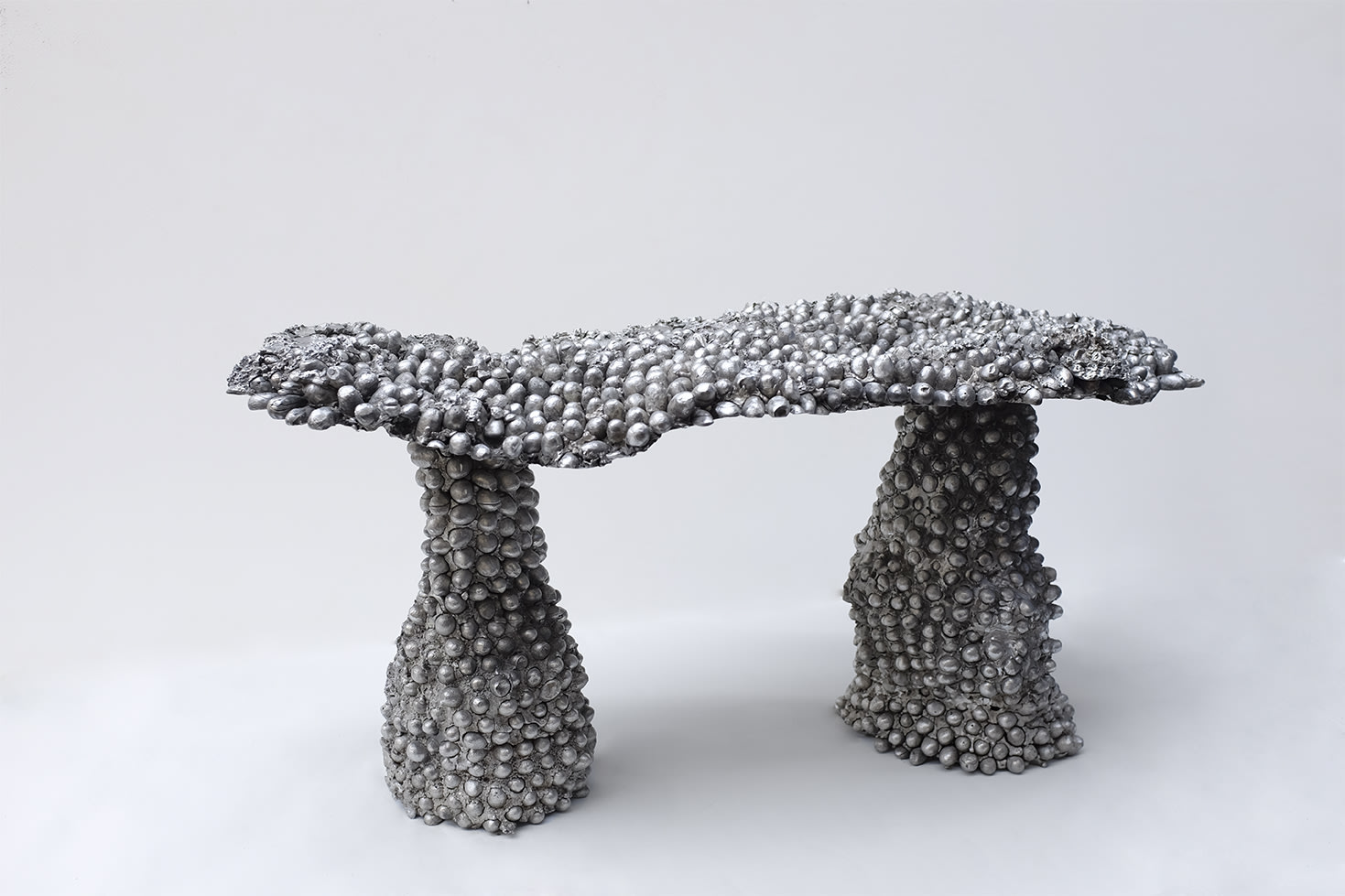 Marlène Huissoud, Frozen Bench, 2017