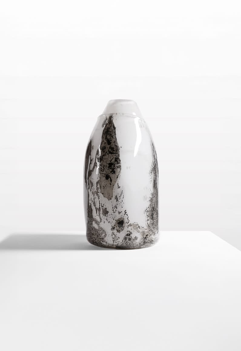 Marcin Rusak, Flower Infused Vessel 04, 2018