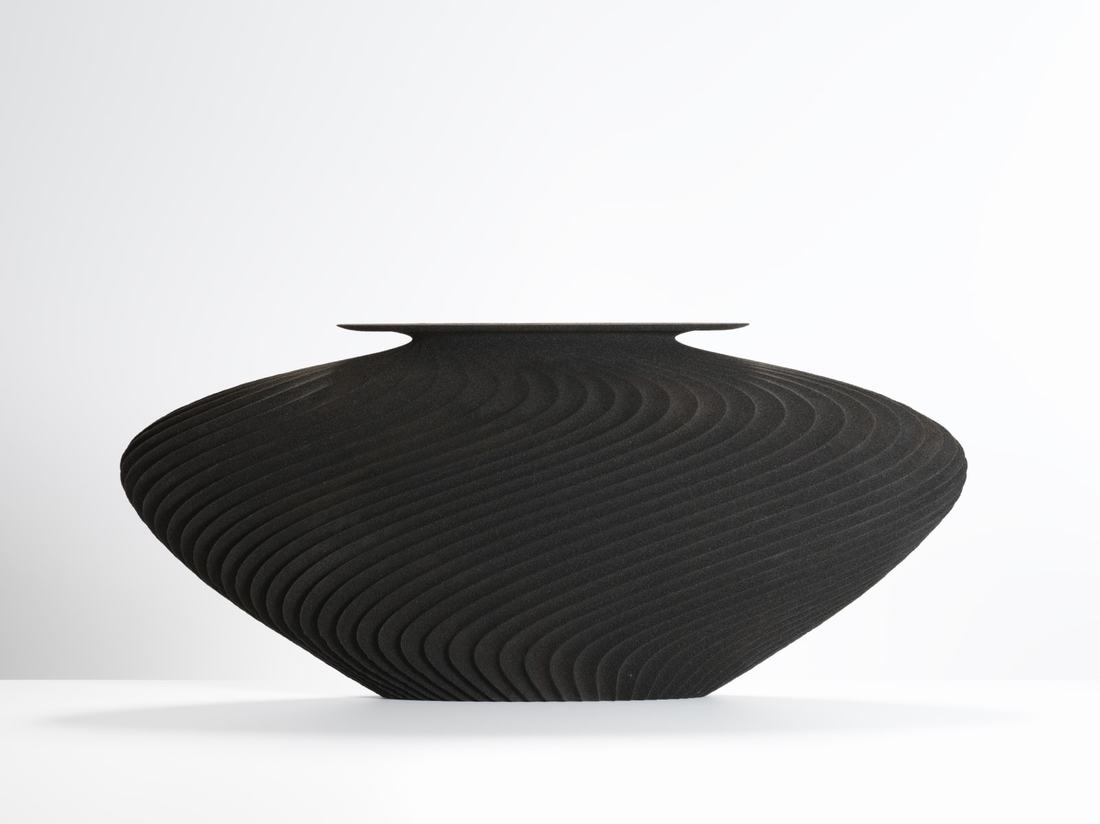 Gareth Neal, SiO2 Flat Vessel (Large), 2020