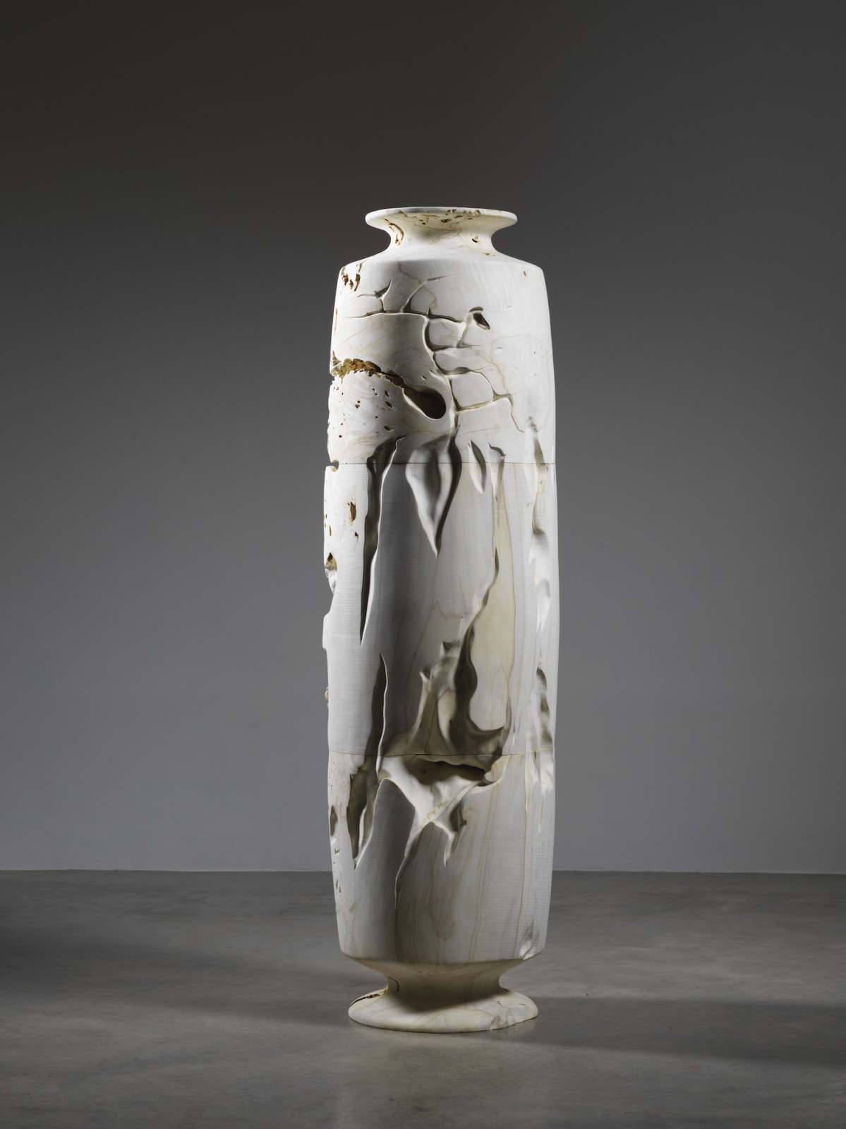 Eleanor Lakelin, Column Series: Vessel I, 2021