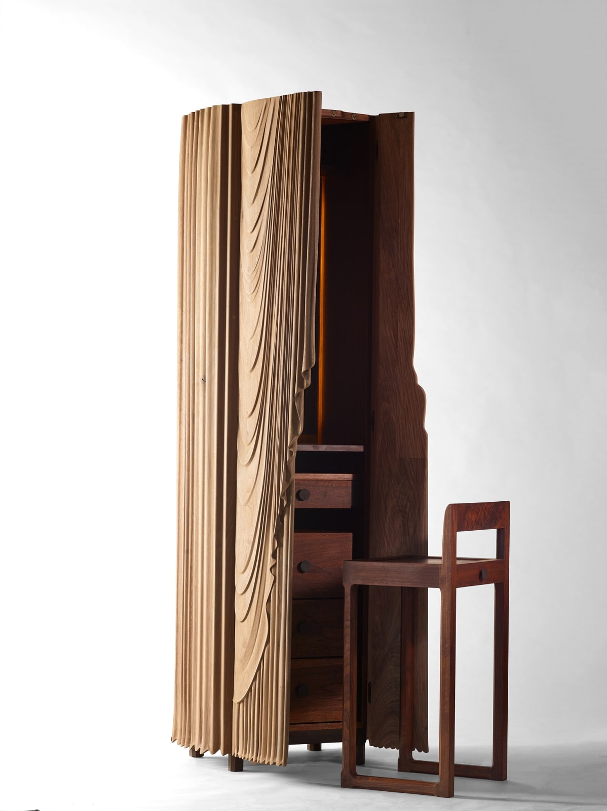 Christopher Kurtz, Linenfold Vanity II, 2023