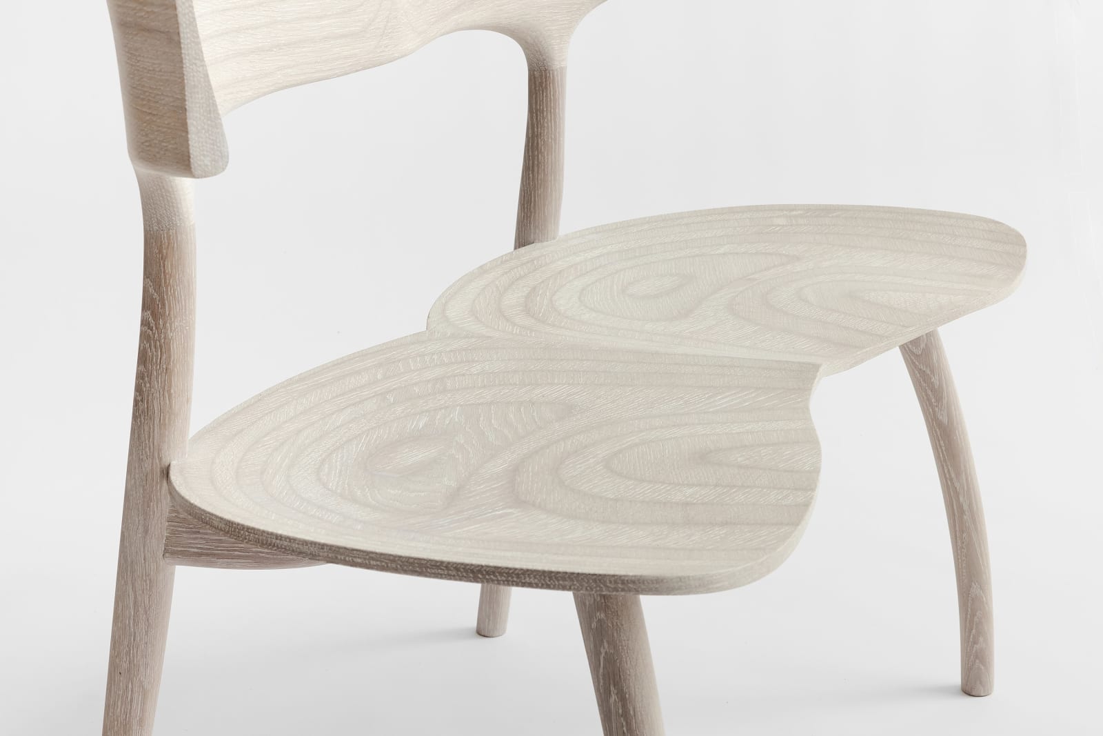 John Makepeace OBE, Blonde Embrace Chair I, 2024