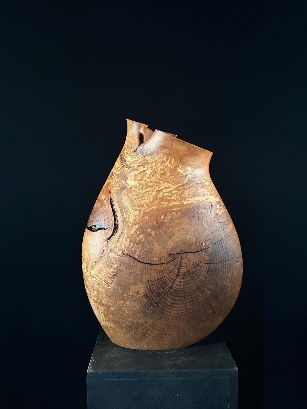 Nic Webb, Beech wood vessel, 2025