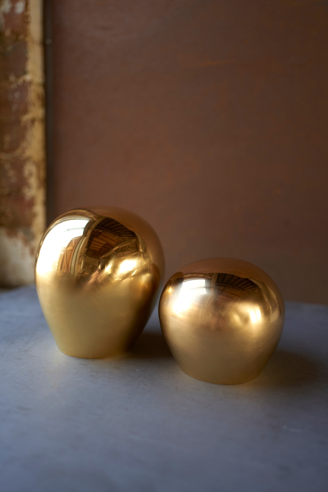 Adi Toch, Mirror Object (taller), 2022