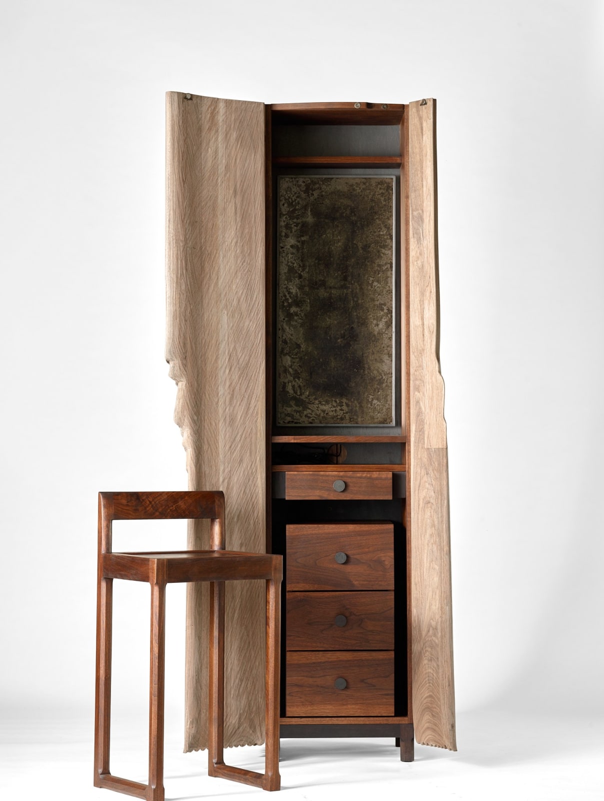 Christopher Kurtz, Linenfold Vanity II, 2023