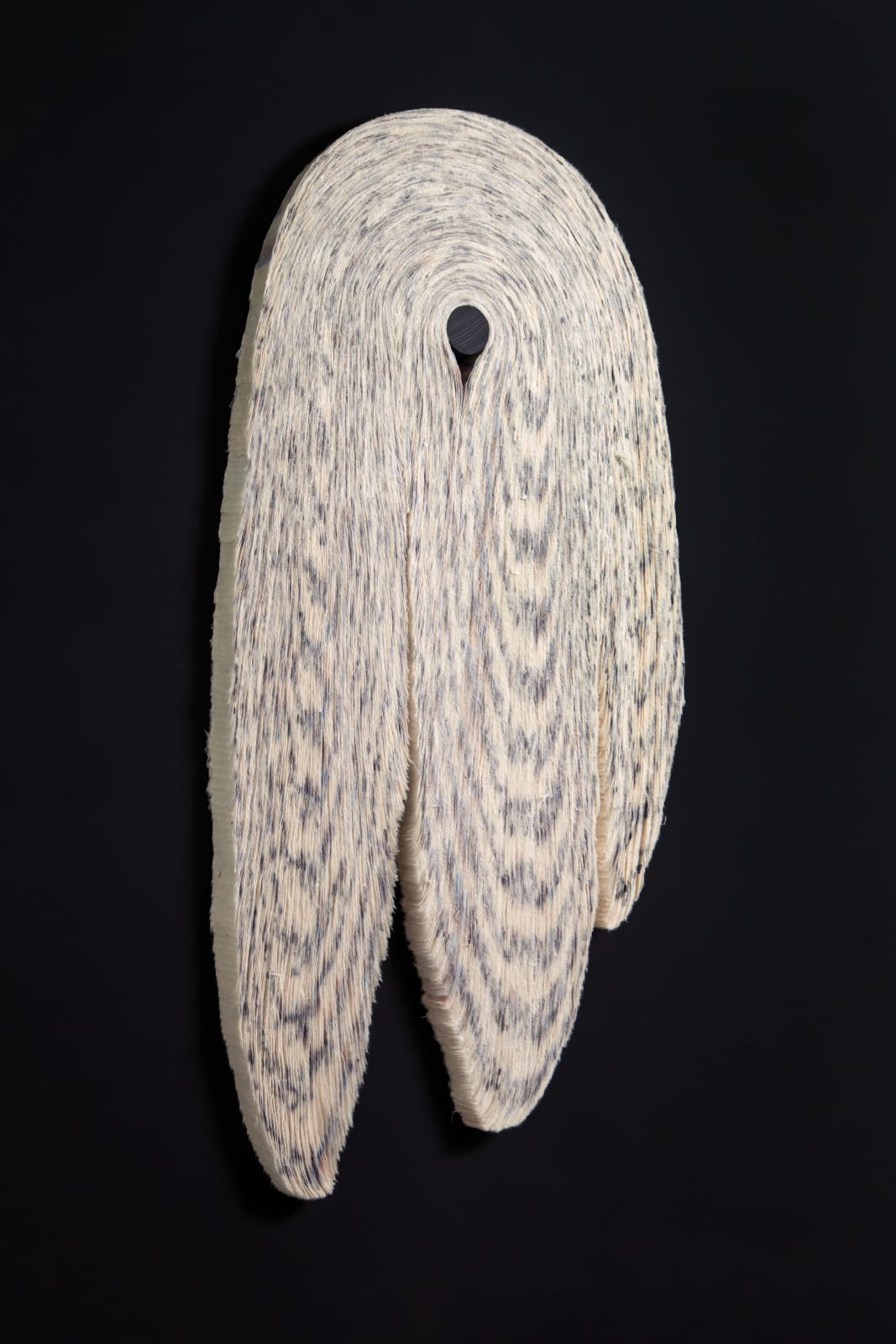 Alida Kuzemczak-Sayer, Wet Signature I, 2025