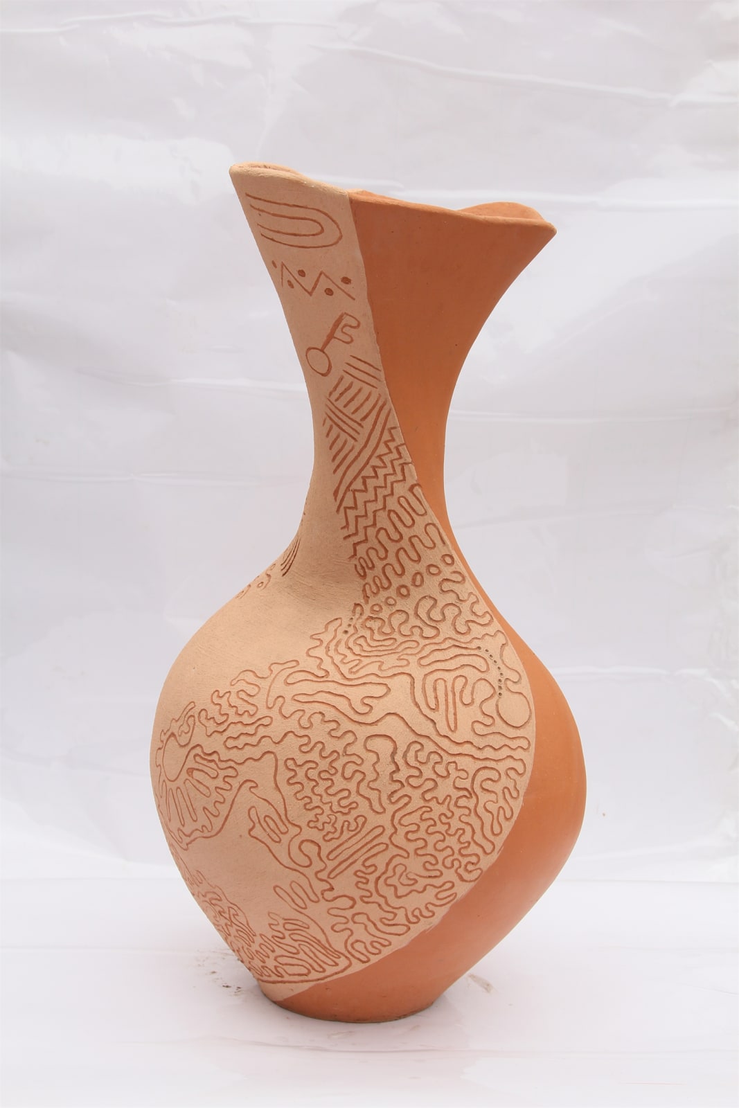 Emmanuel K. Mordi, Vase II , 2012