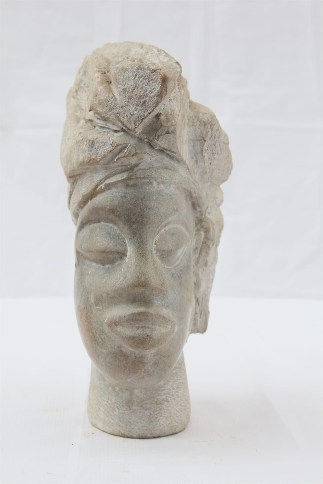 Godwin Onobrakpeya, ASHIONABLE LADY , 2007